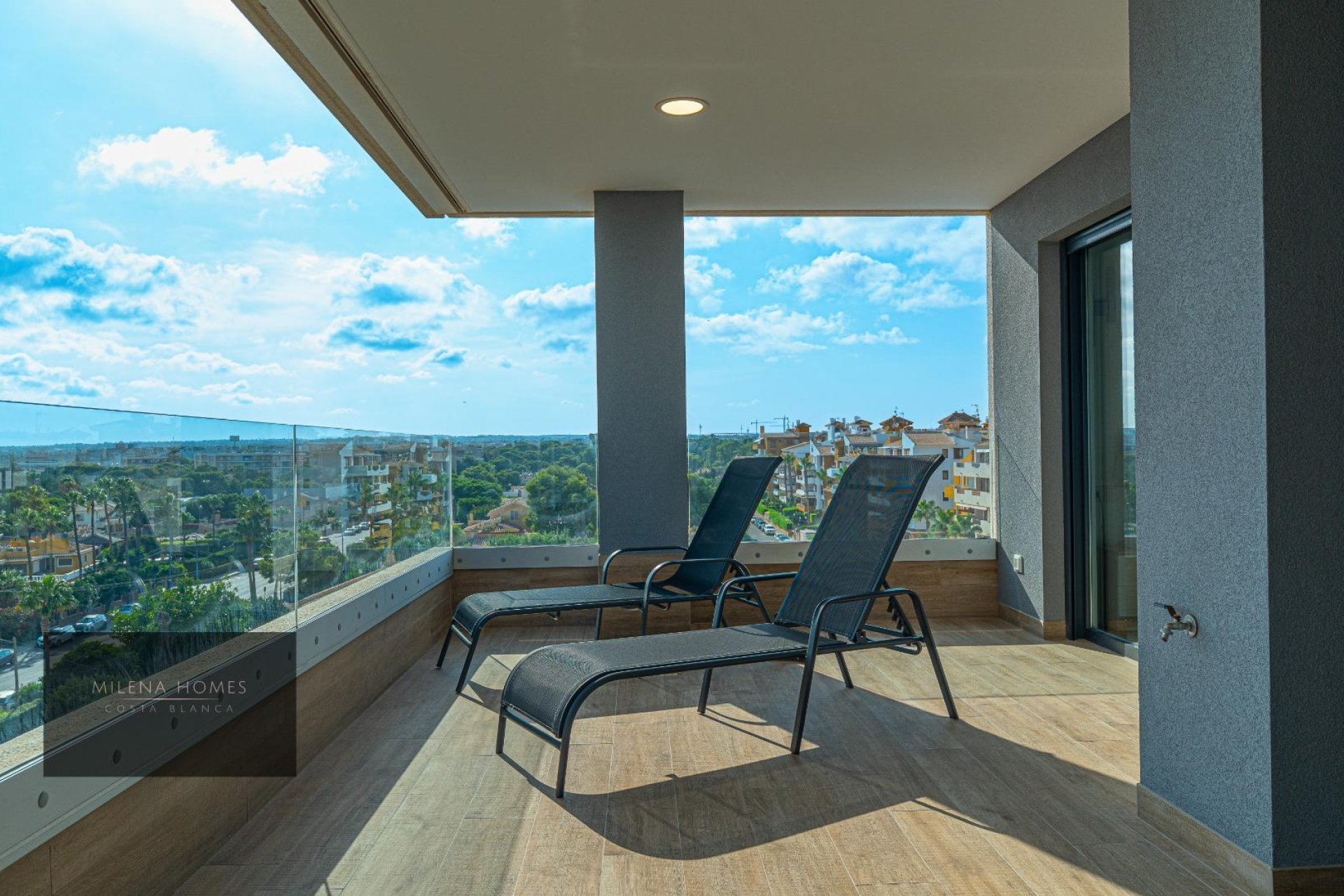 Revente - Appartement -
Torrevieja - Punta Prima