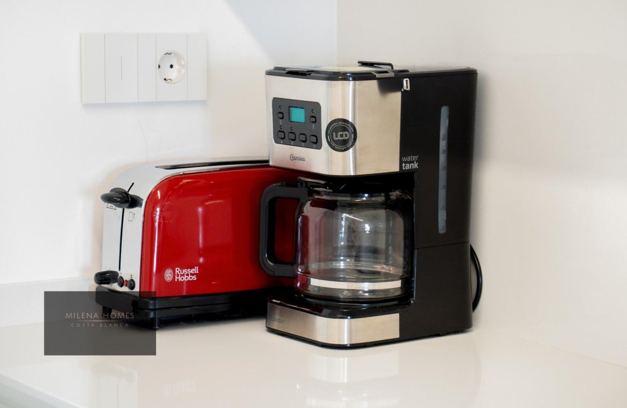 Revente - Appartement -
Torrevieja - Punta Prima