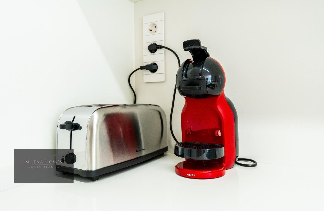 Revente - Appartement -
Torrevieja - Punta Prima