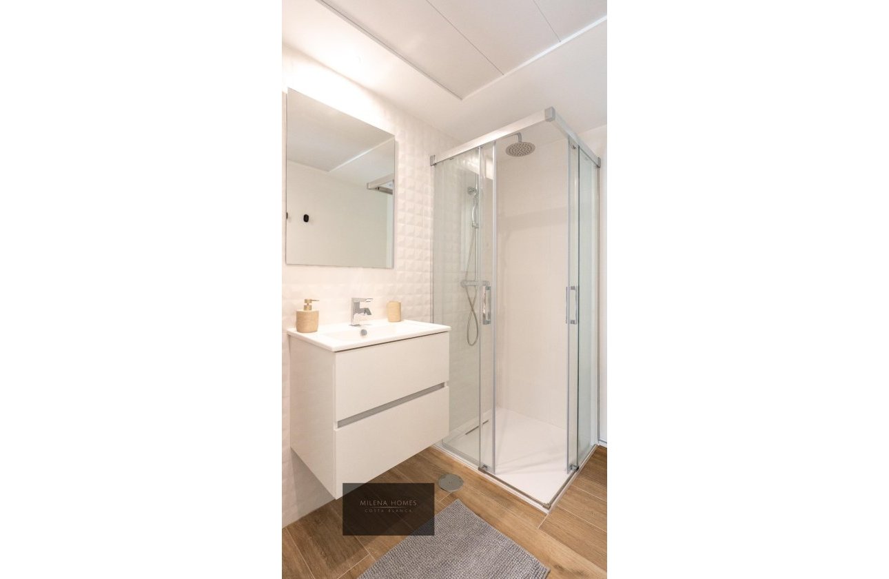 Revente - Appartement -
Torrevieja - Punta Prima