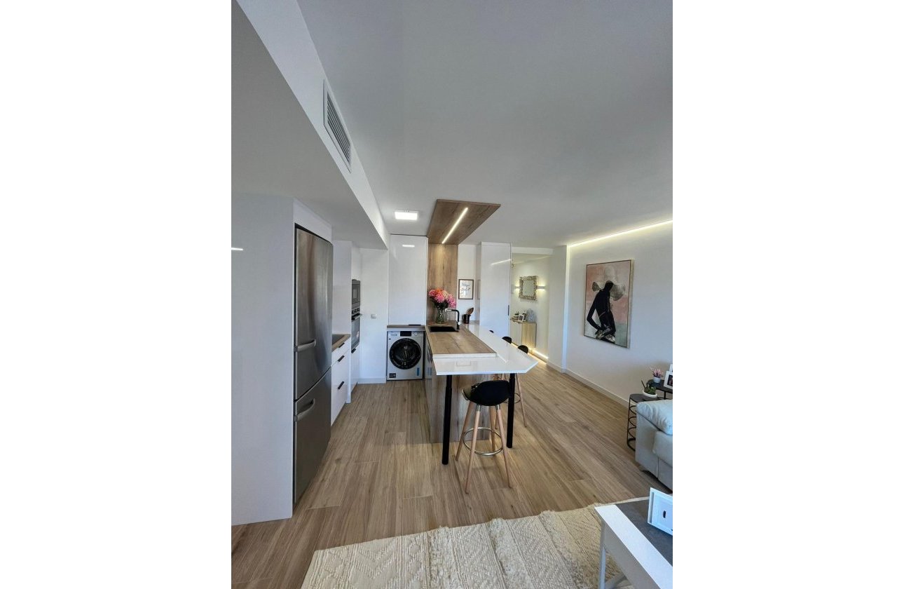 Revente - Appartement -
Torrevieja - Punta Prima