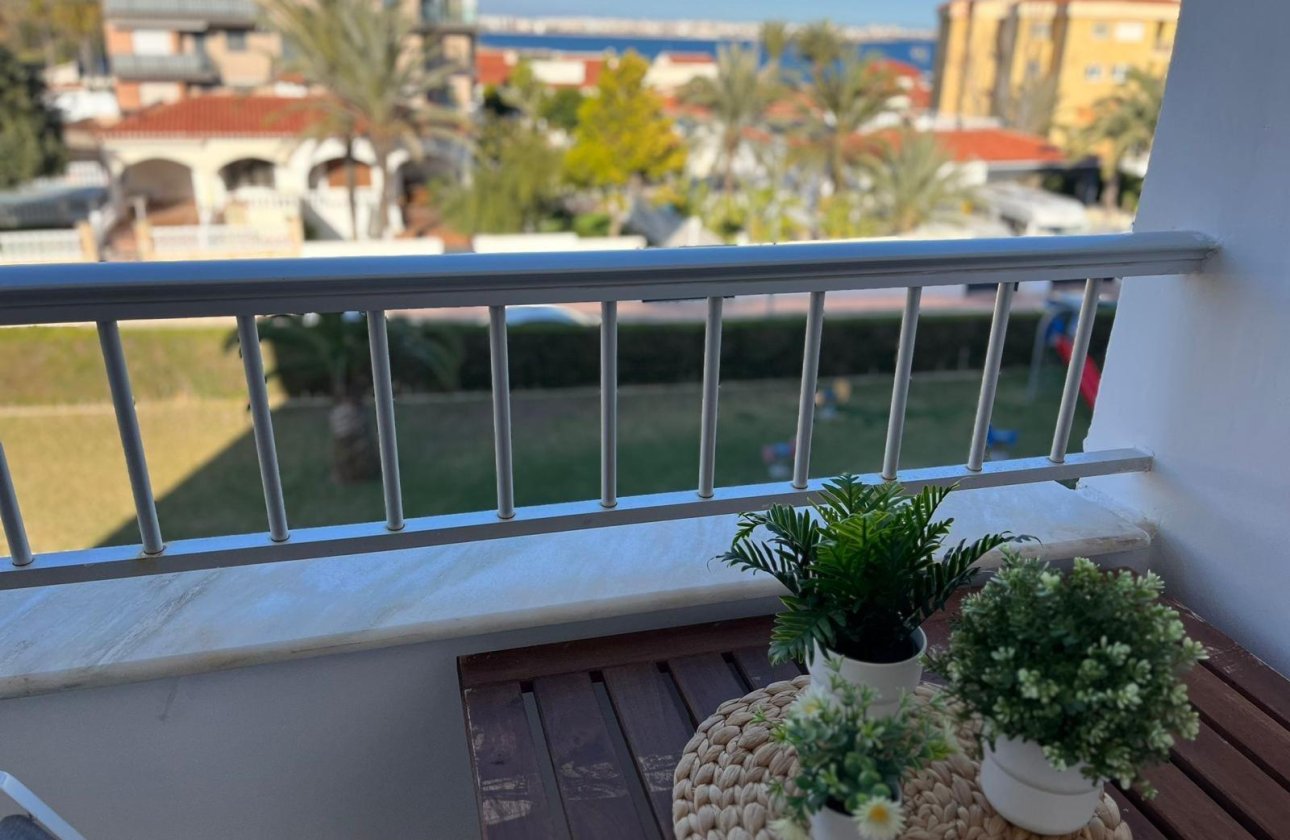 Revente - Appartement -
Torrevieja - Punta Prima