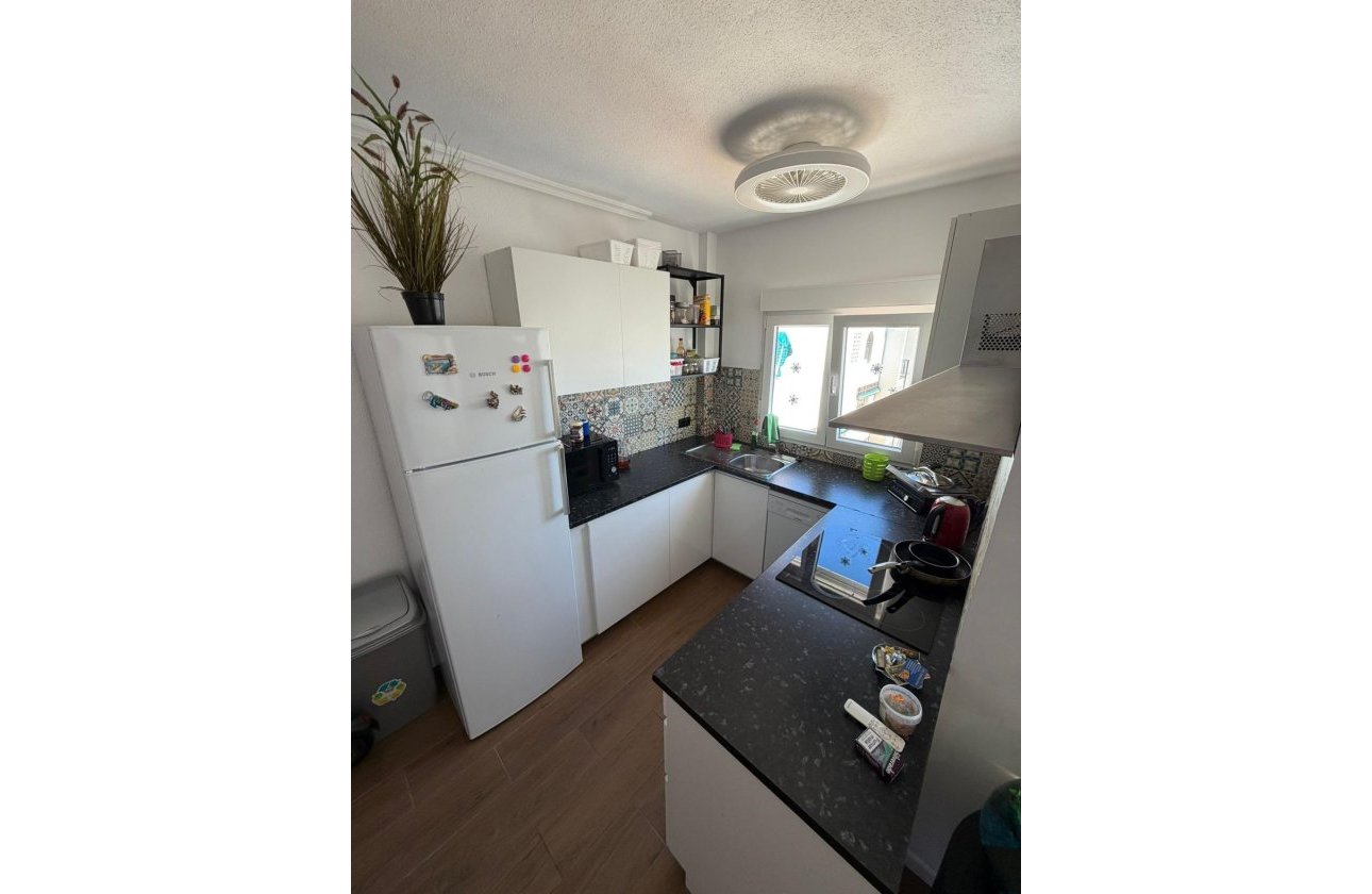 Revente - Appartement -
Torrevieja - Punta Prima