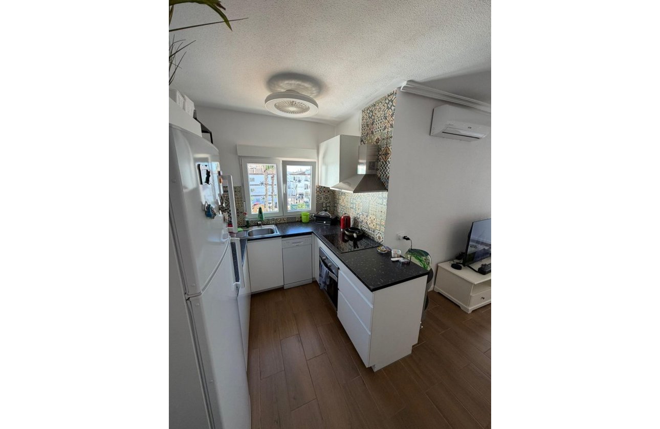 Revente - Appartement -
Torrevieja - Punta Prima