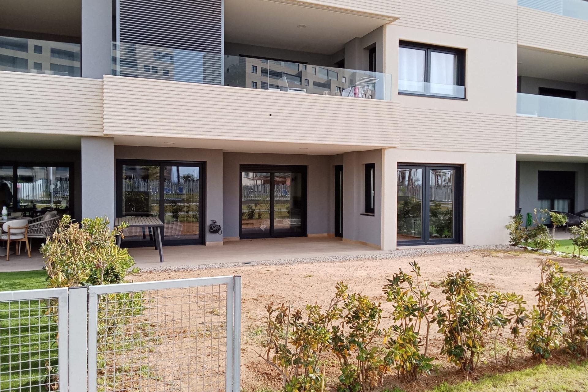 Revente - Appartement -
Torrevieja - Punta Prima