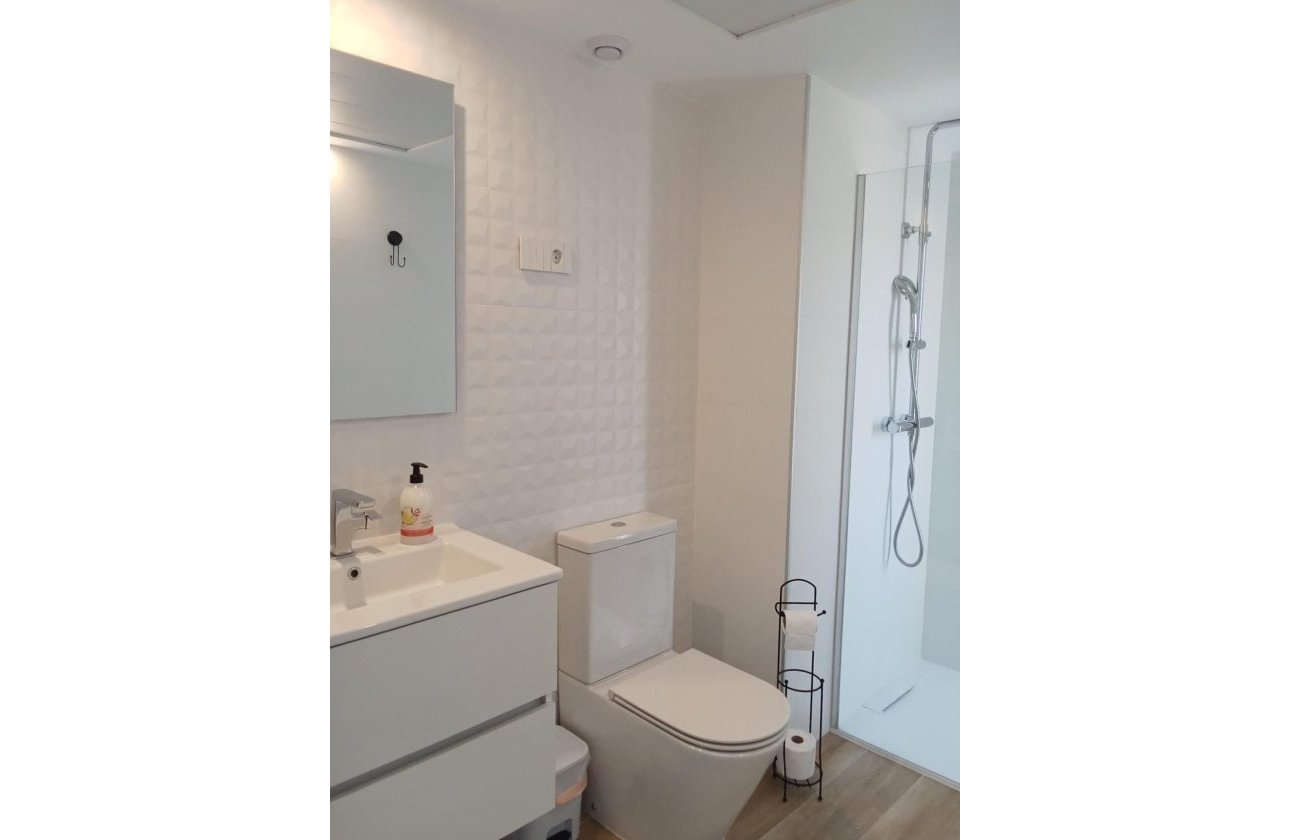 Revente - Appartement -
Torrevieja - Punta Prima