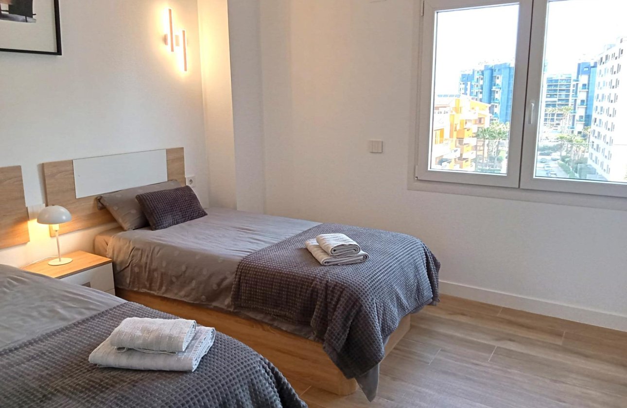 Revente - Appartement -
Torrevieja - Punta Prima