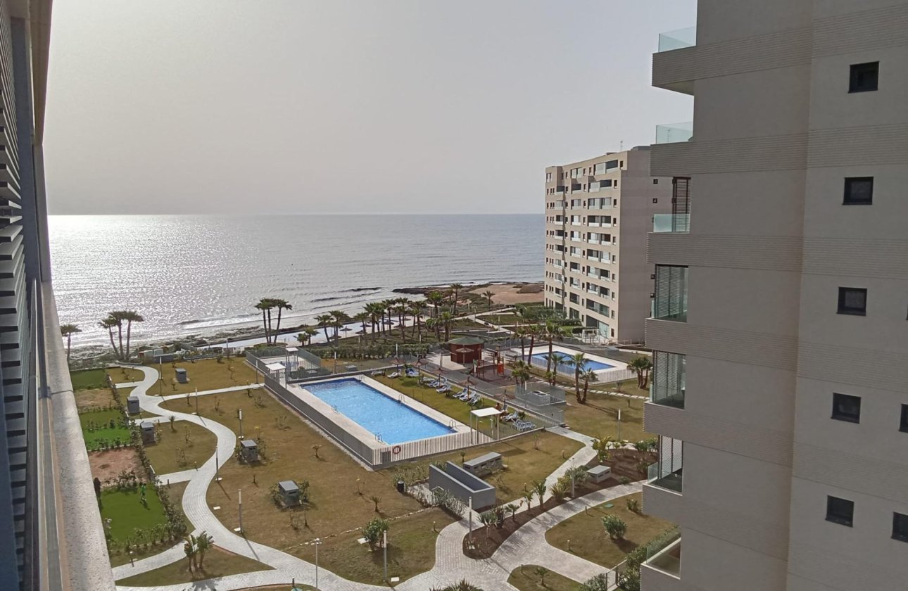 Revente - Appartement -
Torrevieja - Punta Prima