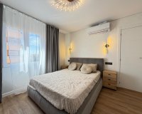 Revente - Appartement -
Torrevieja - Punta Prima