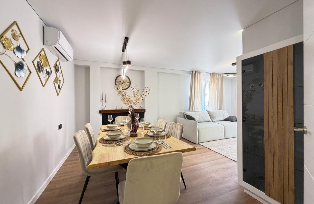 Revente - Appartement -
Torrevieja - Punta Prima