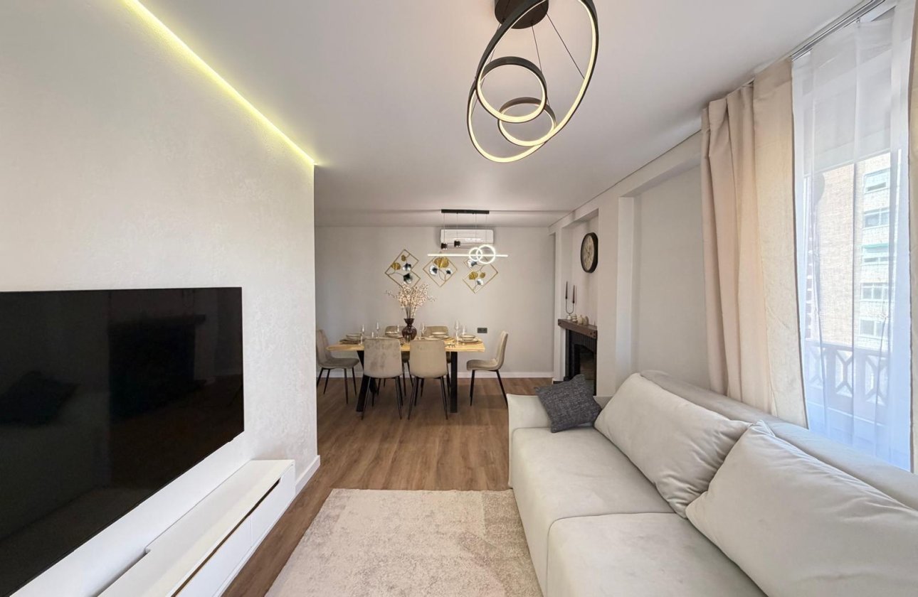 Revente - Appartement -
Torrevieja - Punta Prima