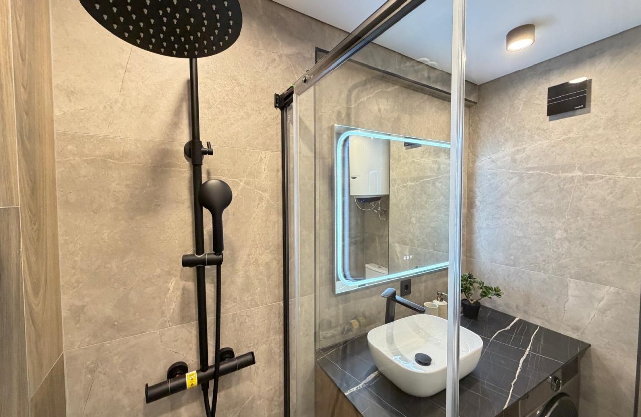 Revente - Appartement -
Torrevieja - Punta Prima
