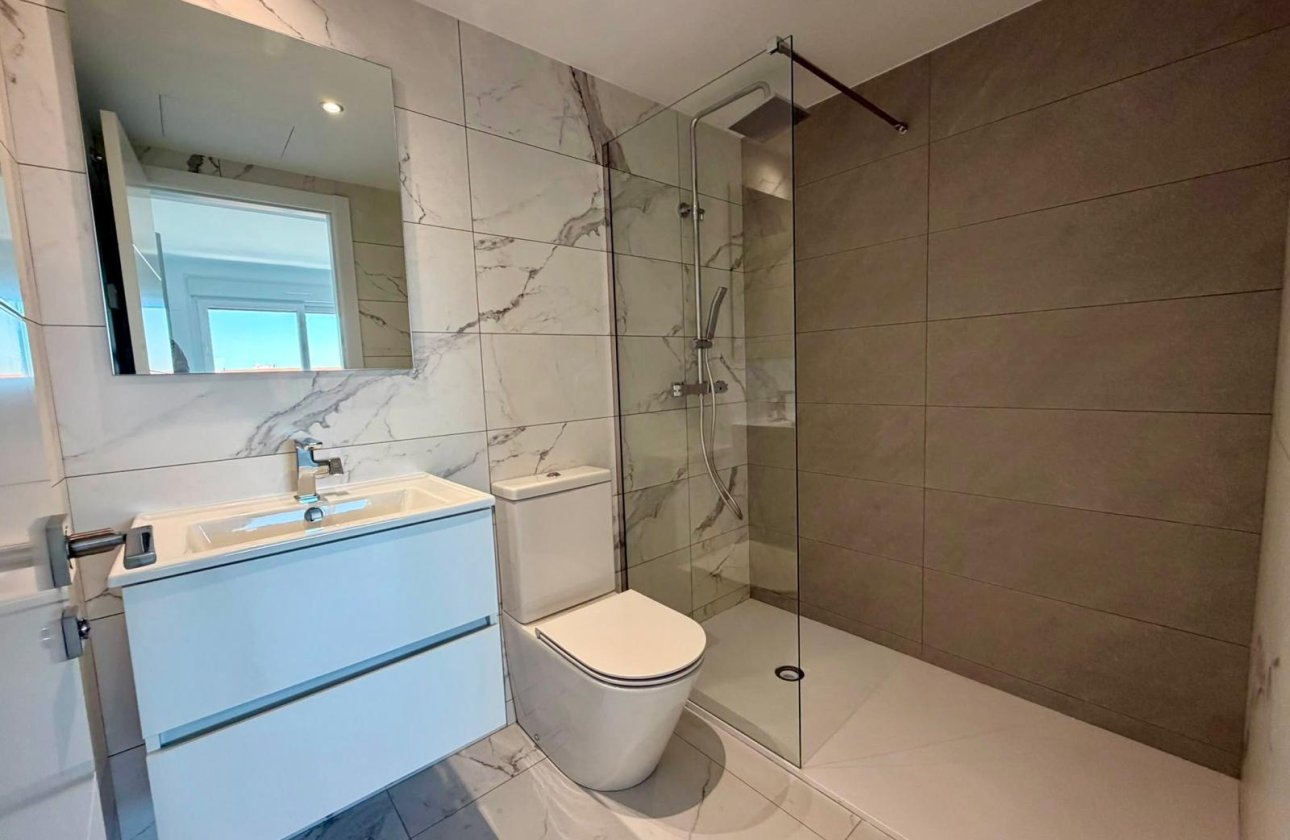 Revente - Appartement -
Torrevieja - Punta Prima