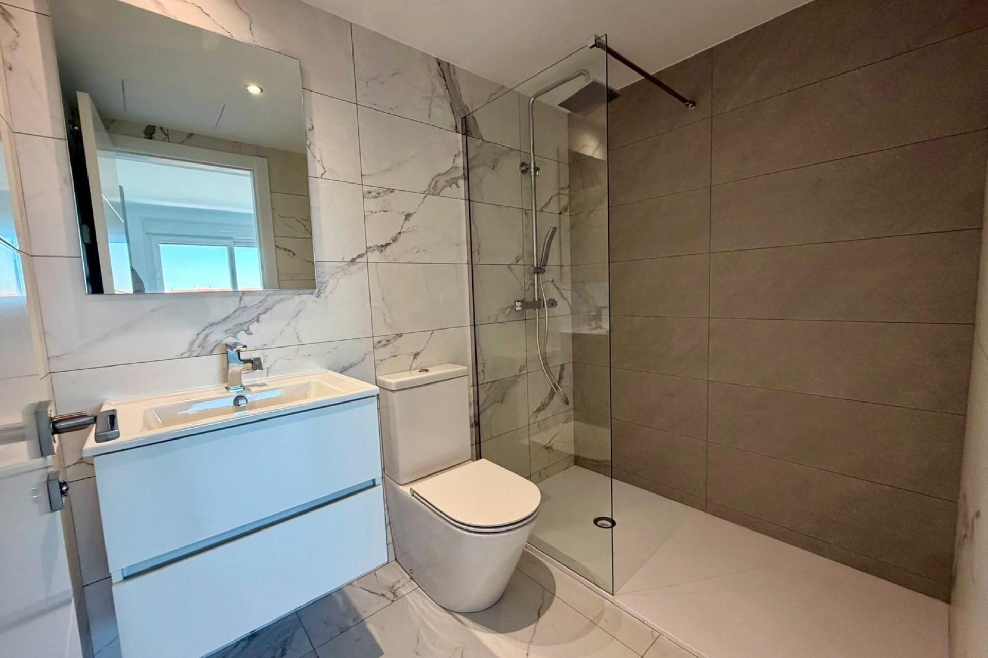 Revente - Appartement -
Torrevieja - Punta Prima