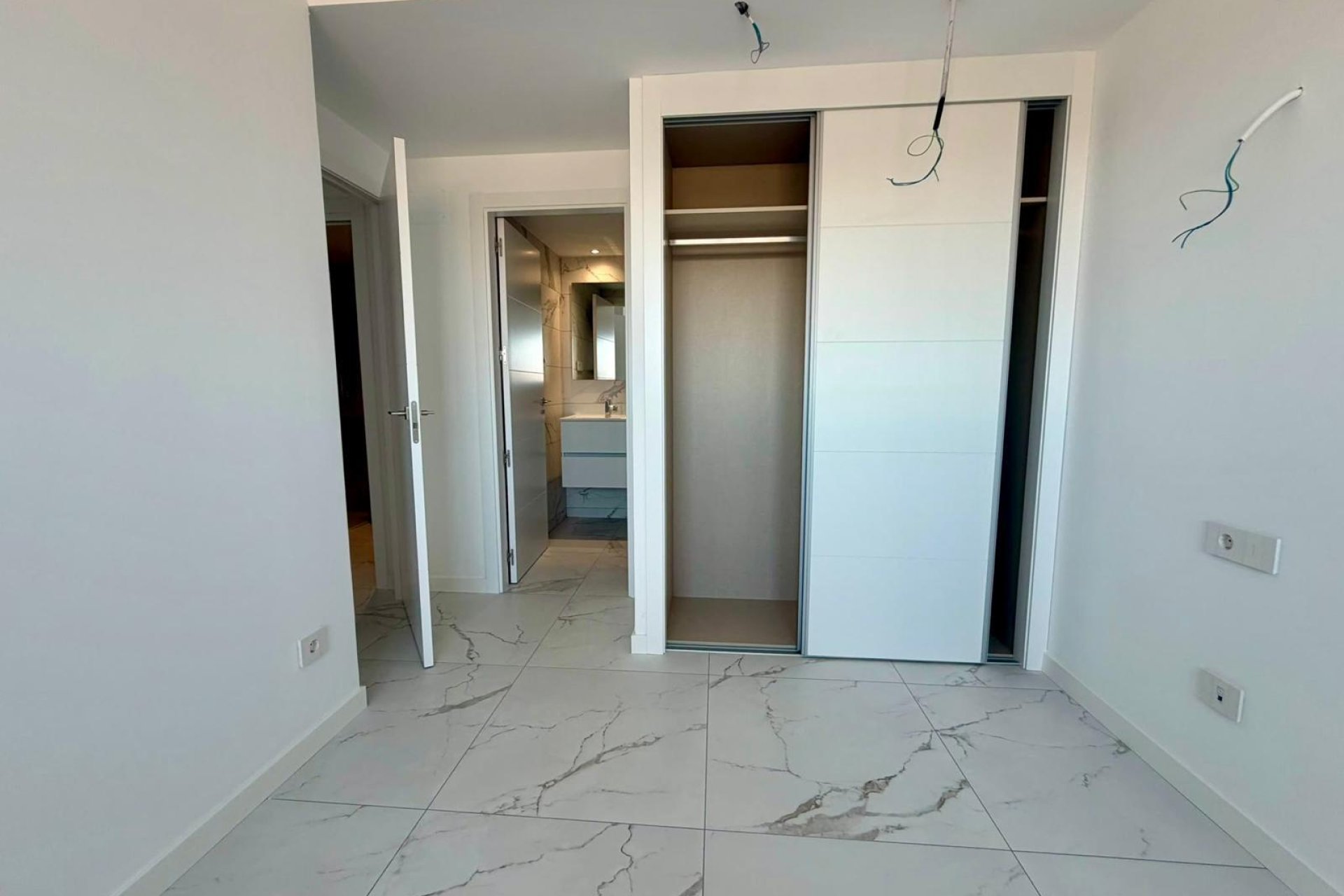 Revente - Appartement -
Torrevieja - Punta Prima
