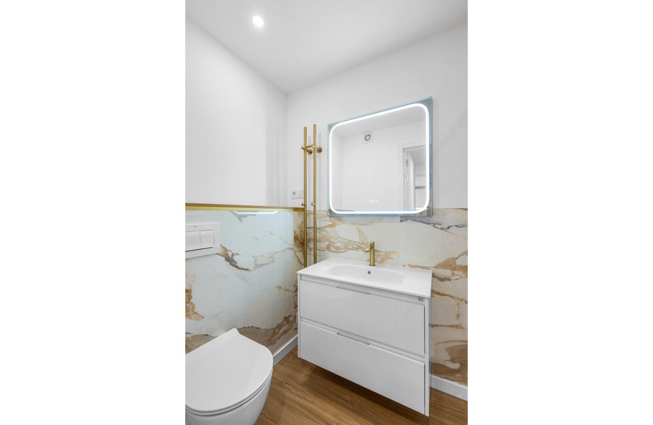 Revente - Appartement -
Torrevieja - Punta Prima