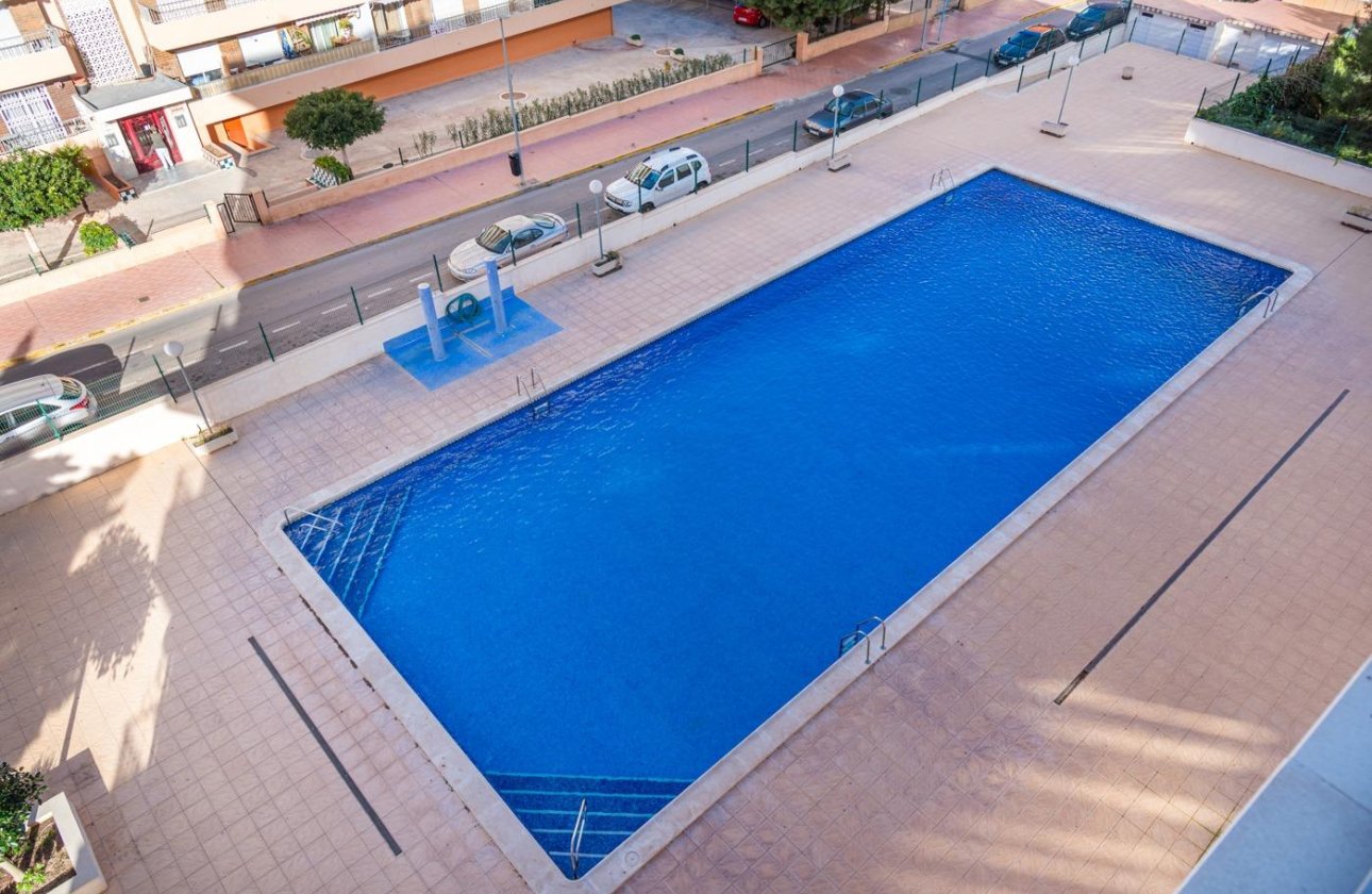 Revente - Appartement -
Torrevieja - Punta Prima