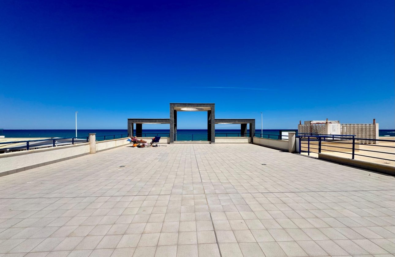 Revente - Appartement -
Torrevieja - Torre La Mata