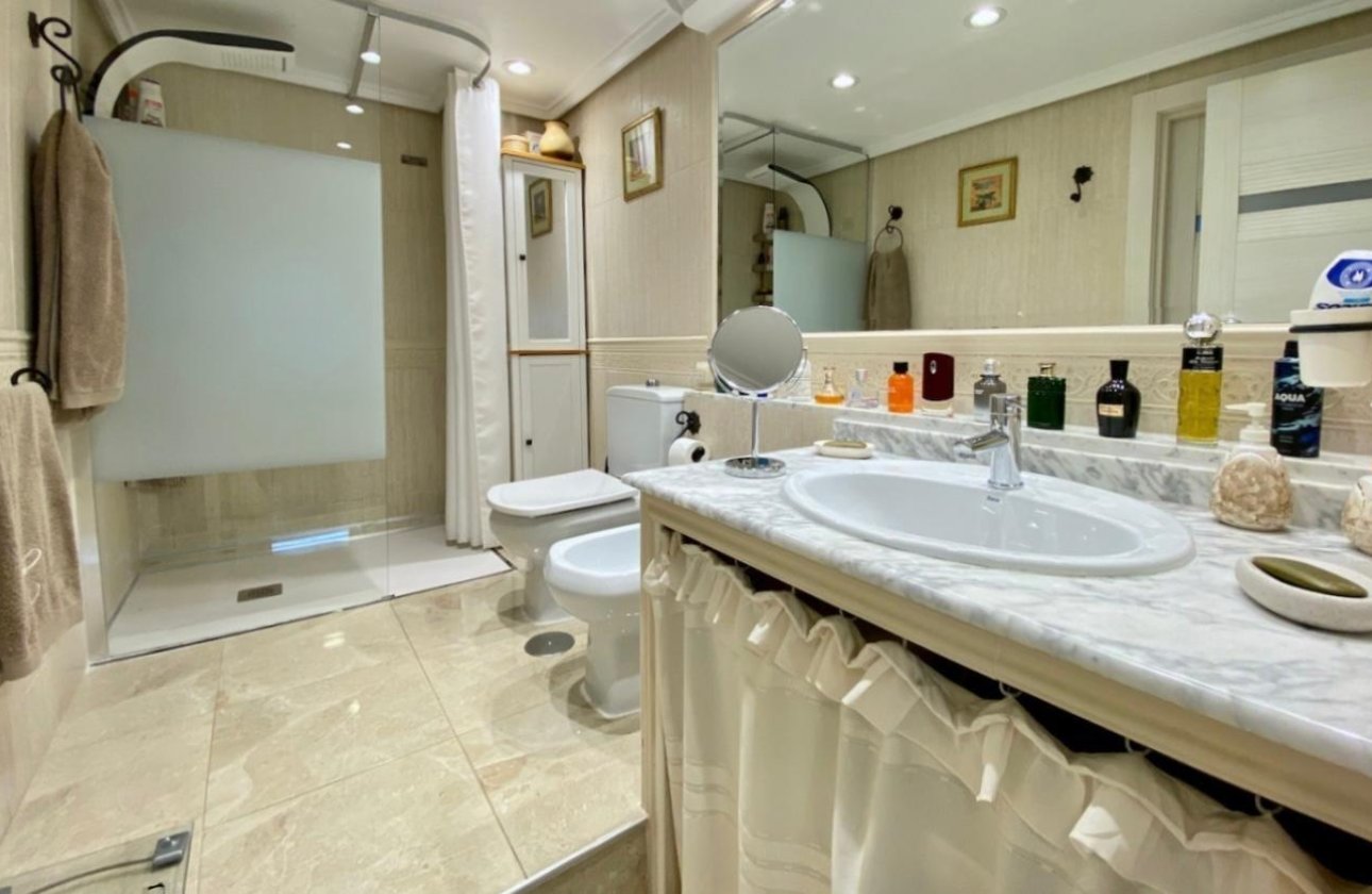 Revente - Appartement -
Torrevieja - Torre La Mata