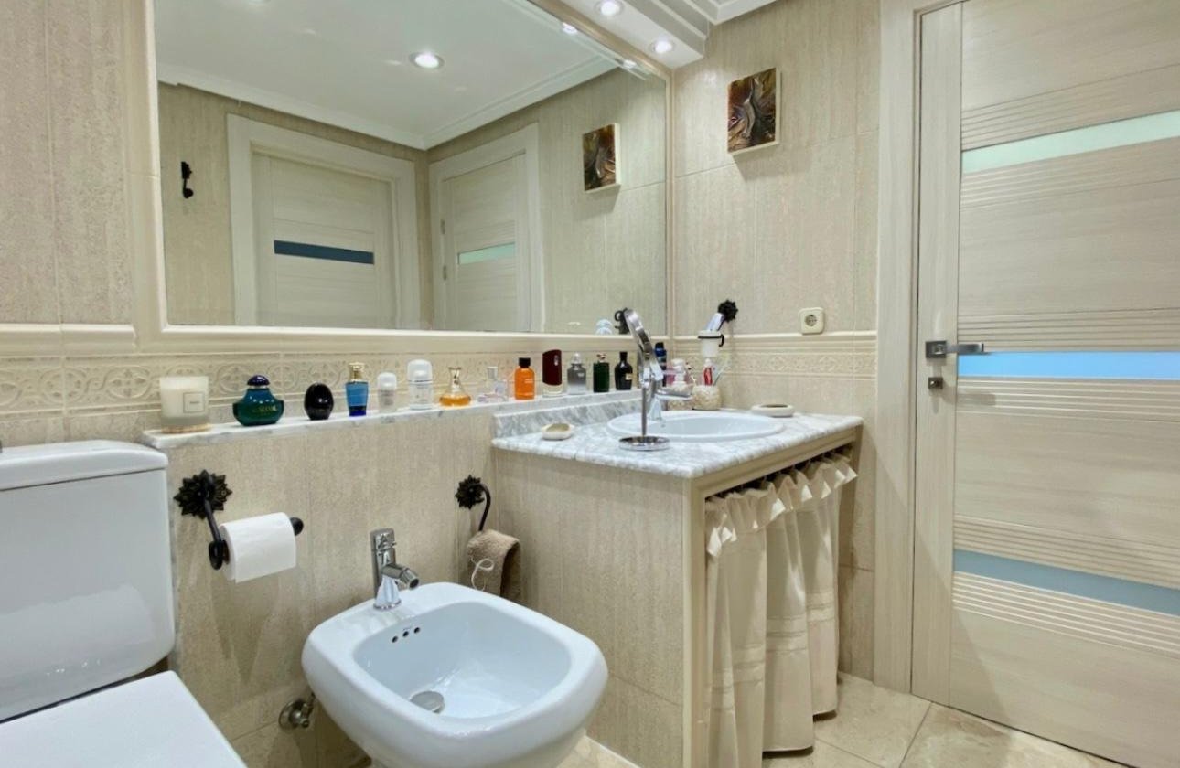 Revente - Appartement -
Torrevieja - Torre La Mata