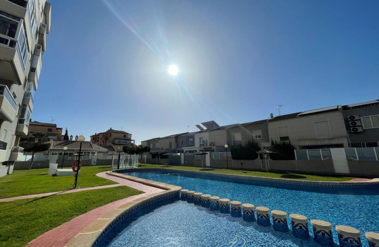 Revente - Appartement -
Torrevieja - Torreblanca