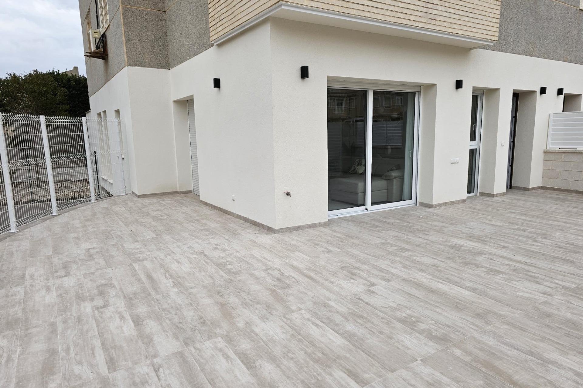 Revente - Appartement -
Torrevieja - Torreblanca