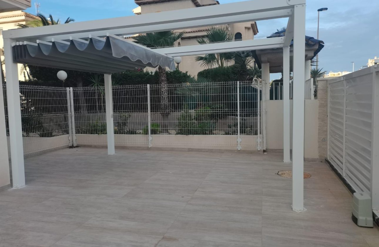 Revente - Appartement -
Torrevieja - Torreblanca