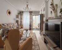 Revente - Appartement -
Torrevieja - Urb. Calas Blancas III