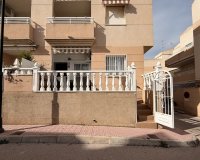 Revente - Appartement -
Torrevieja - Urb. Calas Blancas III