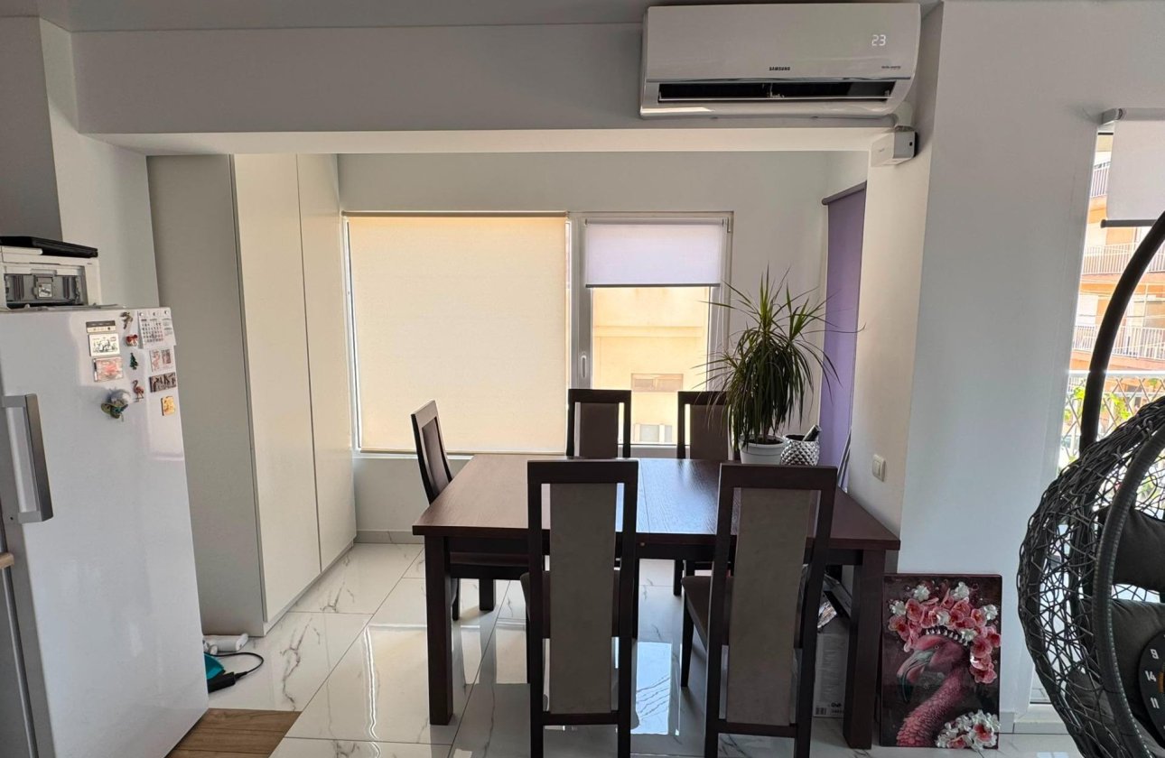 Revente - Appartement -
Torrevieja - Zona Los Frutales