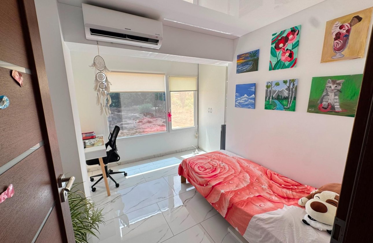 Revente - Appartement -
Torrevieja - Zona Los Frutales
