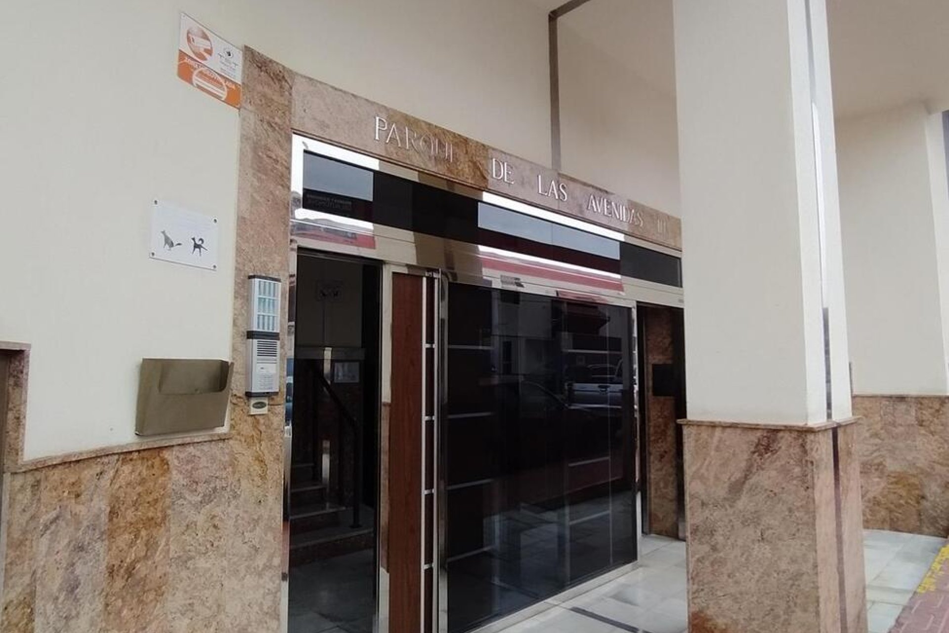 Revente - Appartement -
Torrevieja