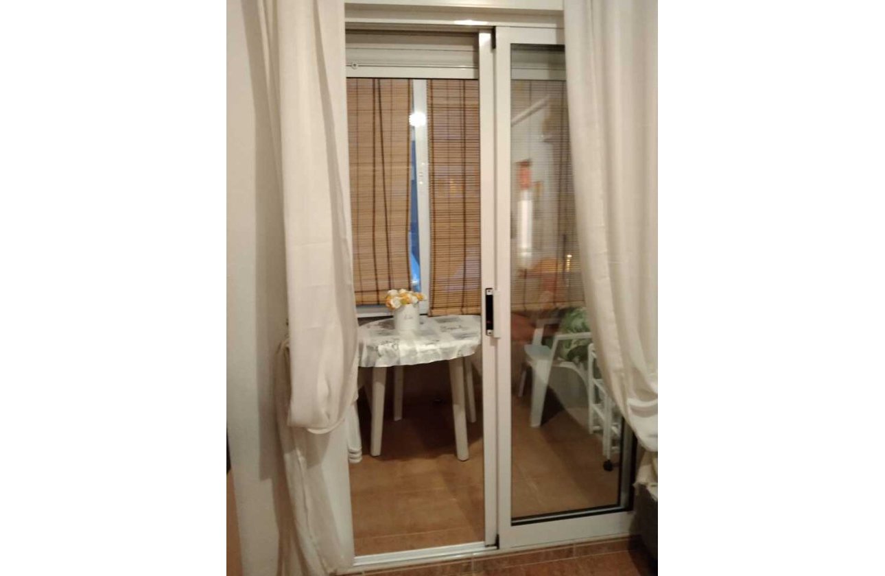 Revente - Appartement -
Torrevieja