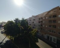 Revente - Appartement -
Torrevieja