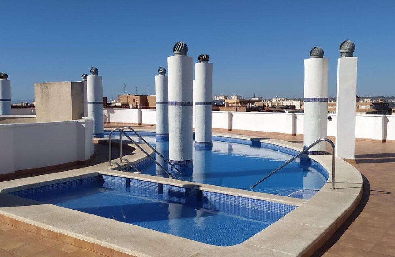 Revente - Appartement -
Torrevieja