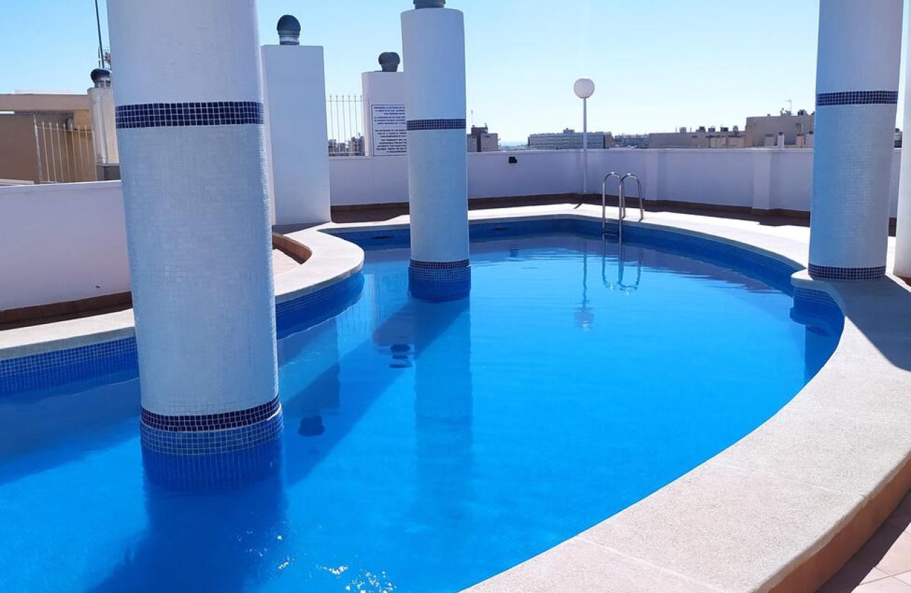 Revente - Appartement -
Torrevieja