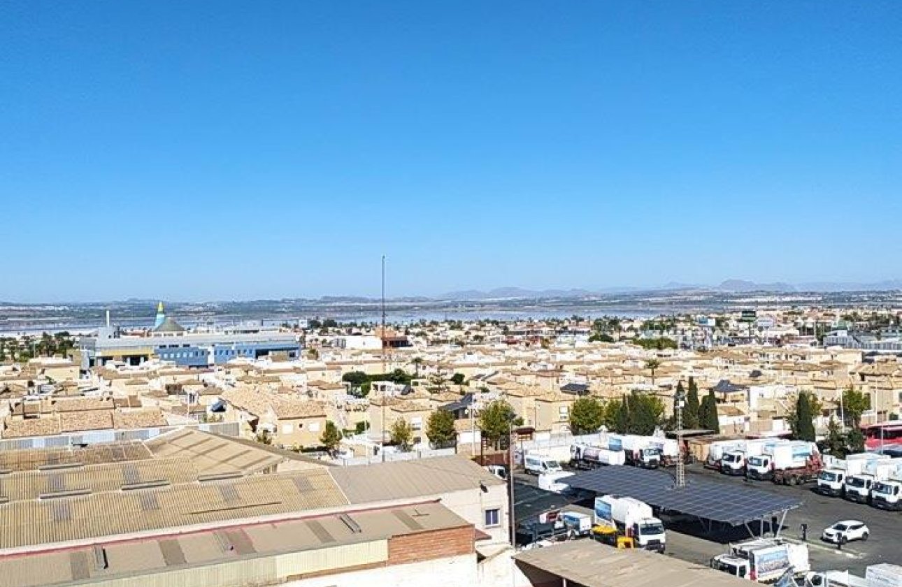 Revente - Appartement -
Torrevieja