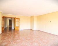 Revente - Appartement -
Torrevieja