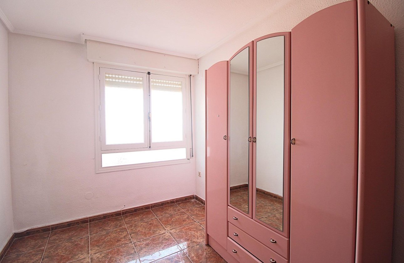 Revente - Appartement -
Torrevieja