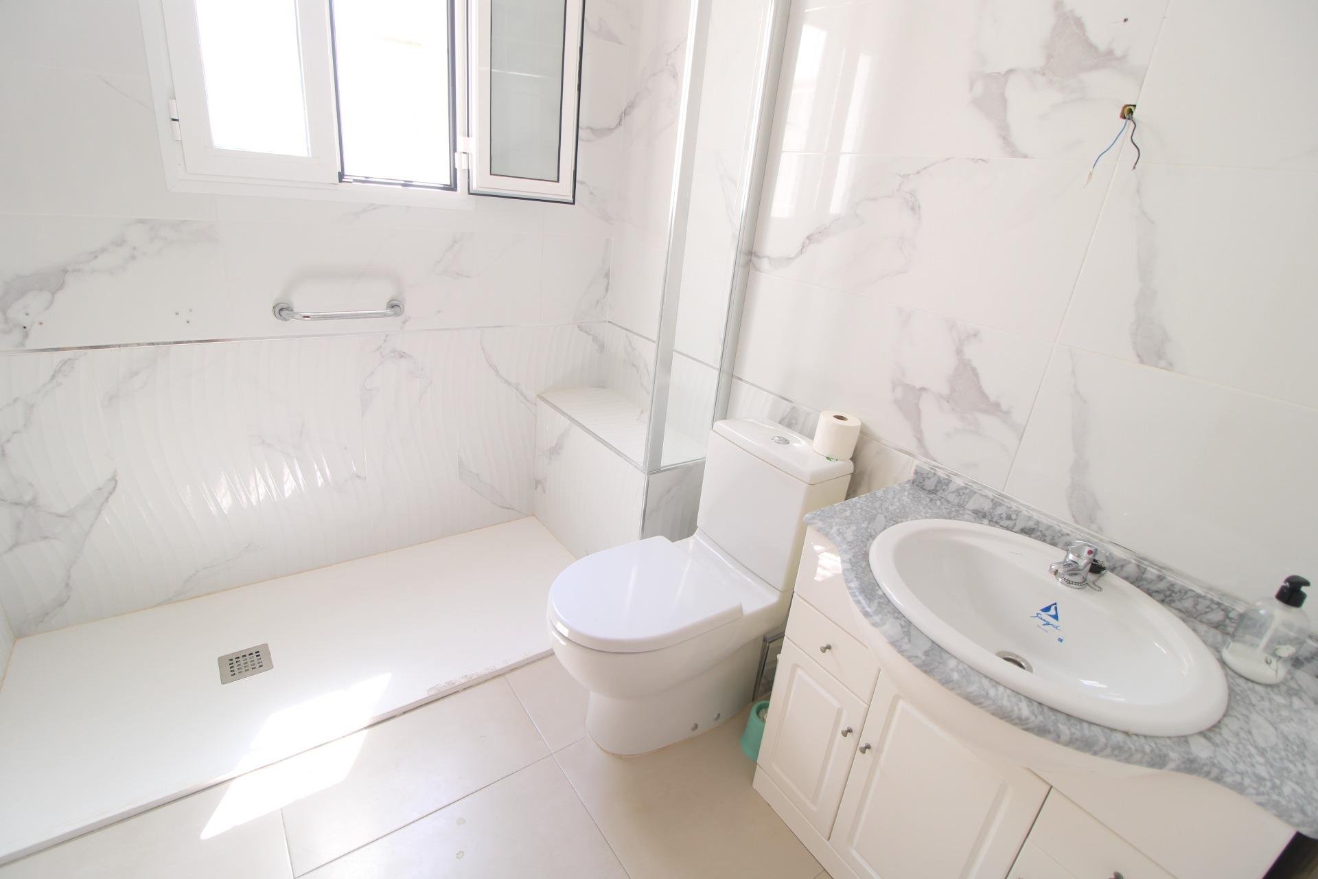 Revente - Appartement -
Torrevieja