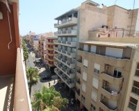 Revente - Appartement -
Torrevieja