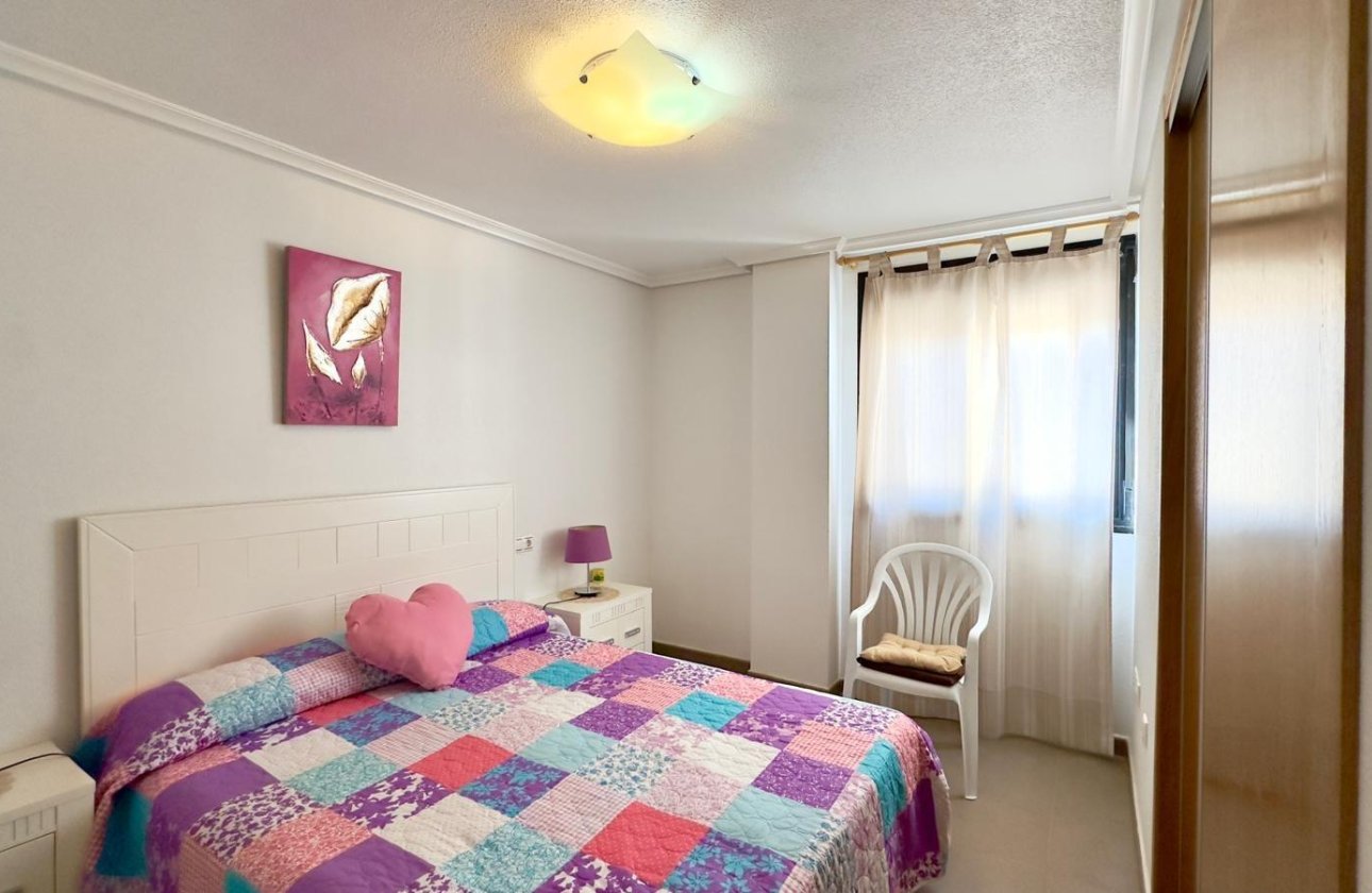 Revente - Appartement -
Torrevieja