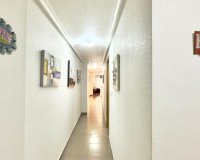 Revente - Appartement -
Torrevieja