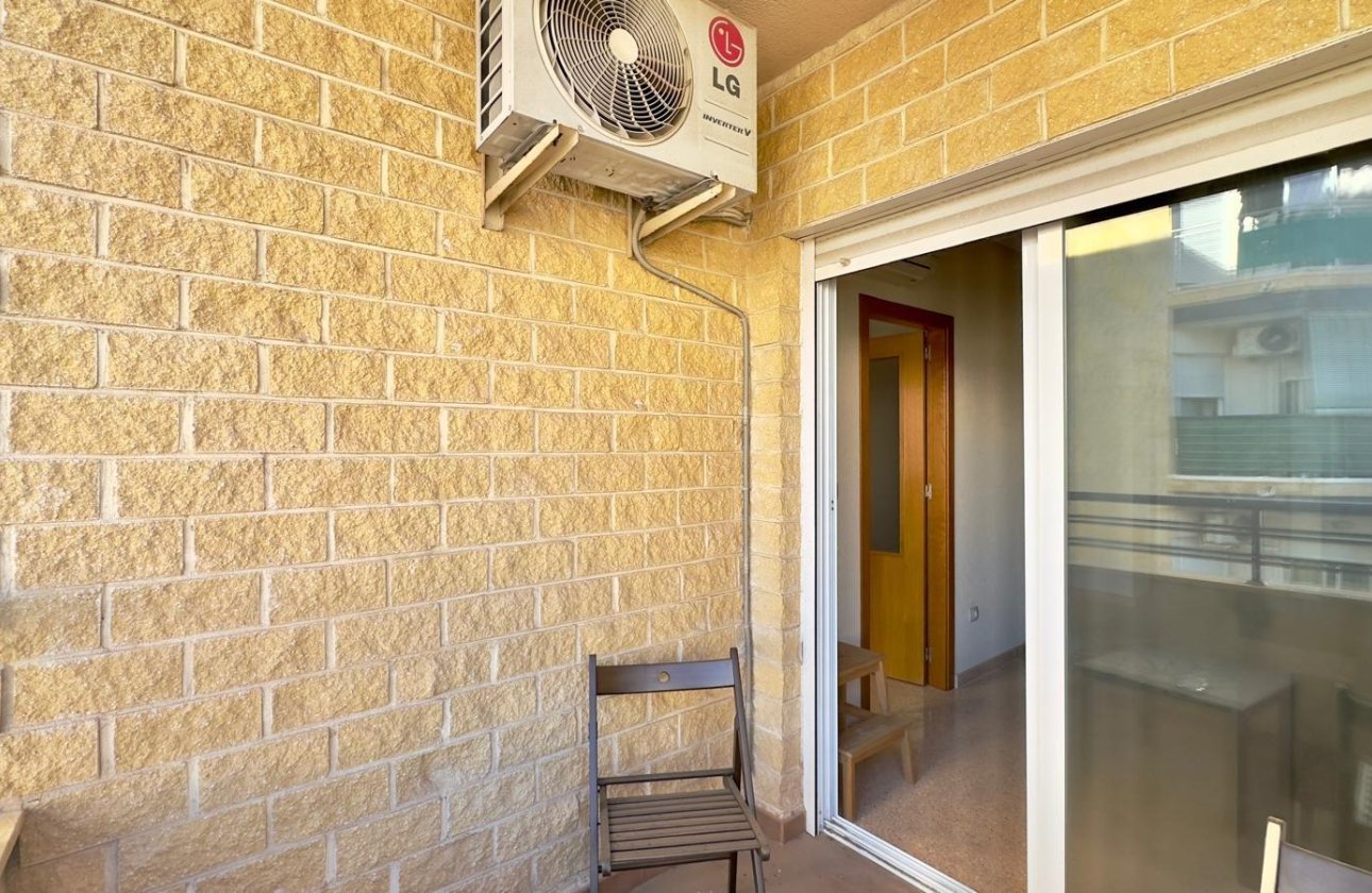 Revente - Appartement -
Torrevieja