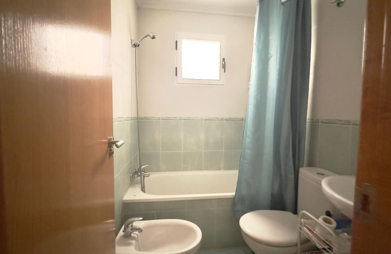 Revente - Appartement -
Torrevieja