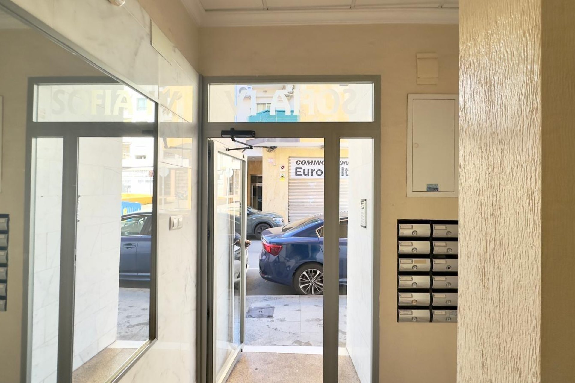 Revente - Appartement -
Torrevieja