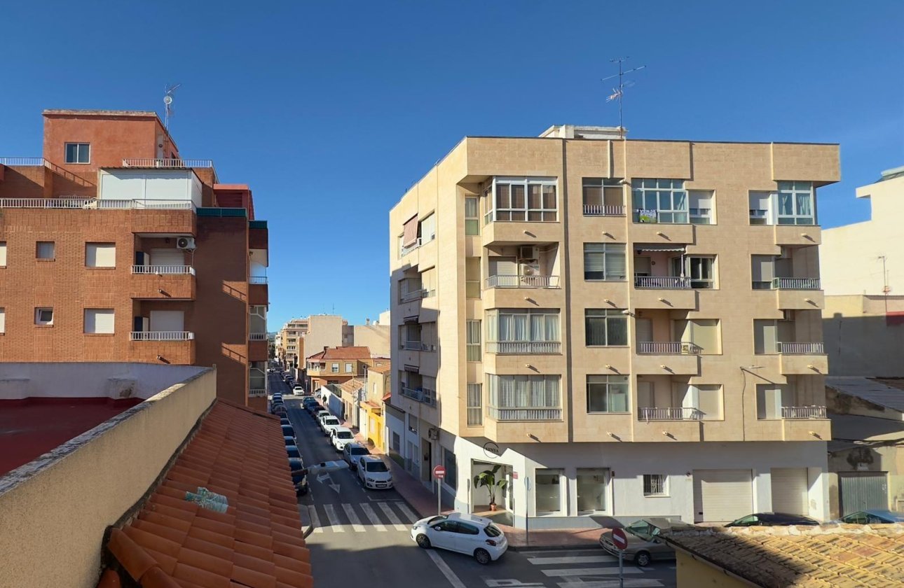 Revente - Appartement -
Torrevieja
