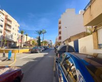 Revente - Appartement -
Torrevieja