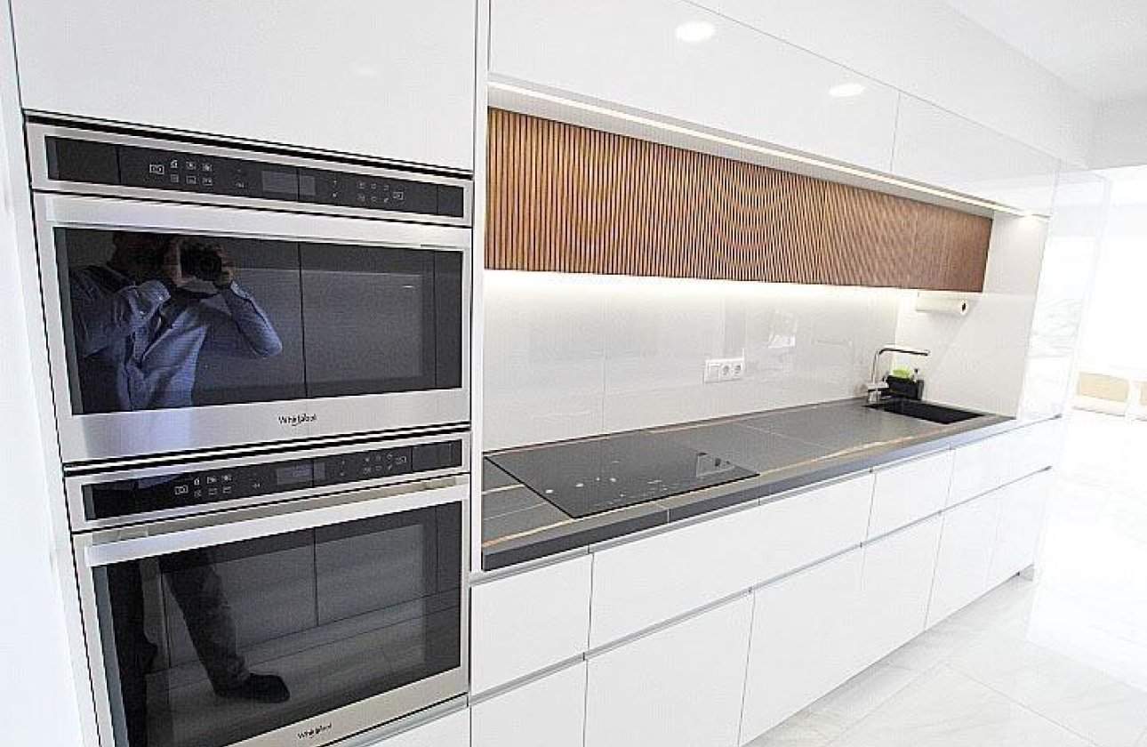 Revente - Appartement -
Torrevieja