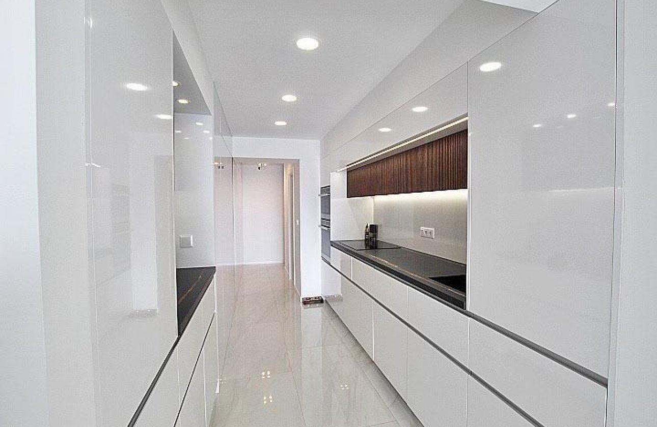 Revente - Appartement -
Torrevieja